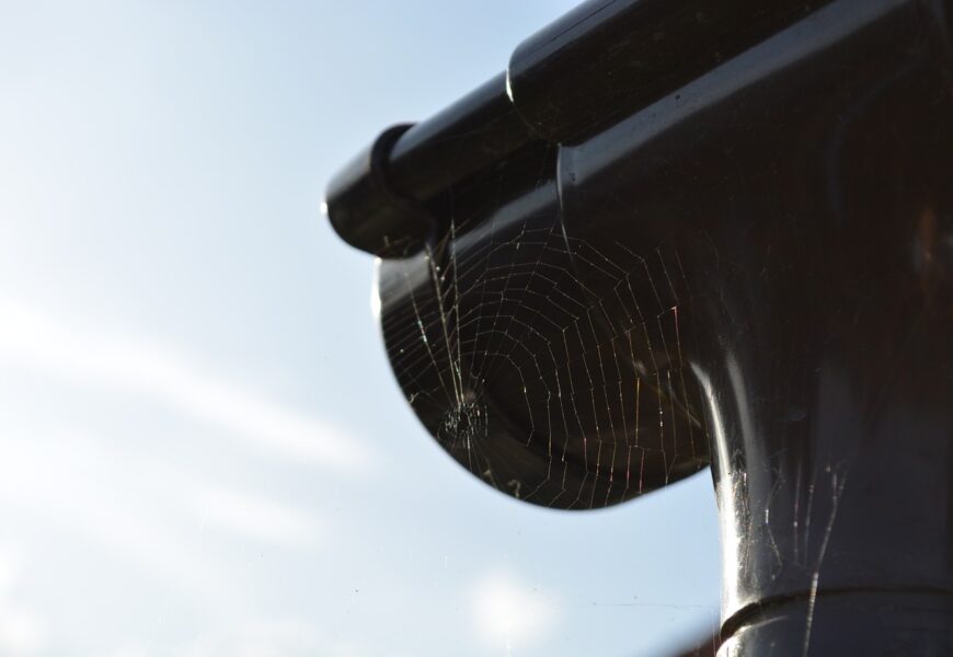 Kdo má střechu a vhodný okap, ten bydlí!