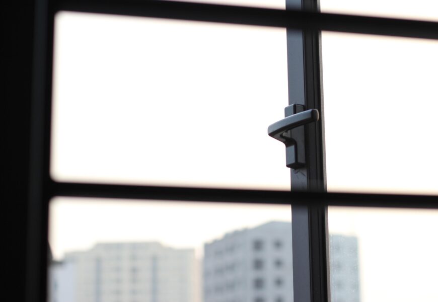 Připravte se na kontrolu a výměnu starého těsnění do oken. Kde jej koupit?